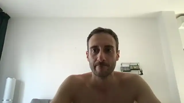 LukaShyGuy online show from 06-01-26, 04:52