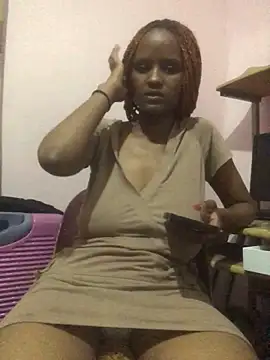 yummy-caramel online show from 10-28-25, 08:00