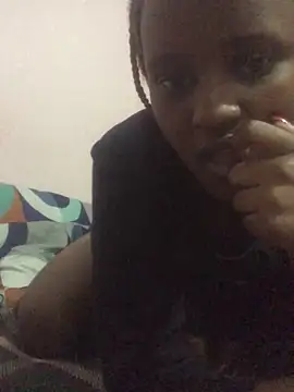 yummy-caramel online show from 10-29-25, 09:38