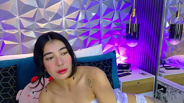 AdelineJhones online show from 06-26-26, 02:54