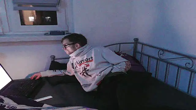 StephPra94 online show from 02-23-26, 11:35