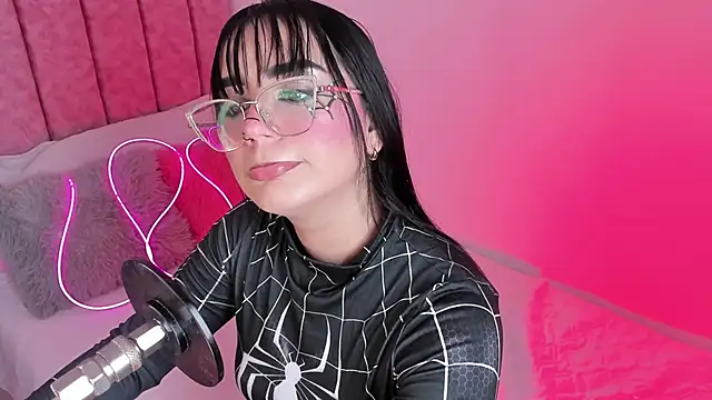 laana foxx online show from 05-30-26, 10:51
