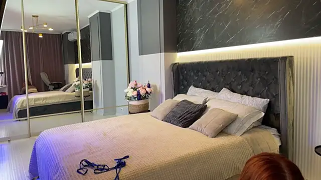 Wow Maya online show from 03-13-26, 01:34