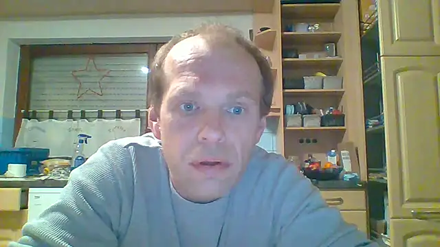 tommy3300 online show from 12-23-25, 06:55