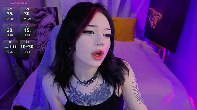 Emma Kirks online show from 05-16-26, 05:48