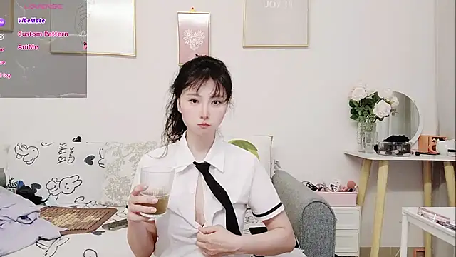 Snapshot of yuyan3929 chatting on 06-04-26, 01:55 yuyan3929 online show from 06-04-26, 01:55