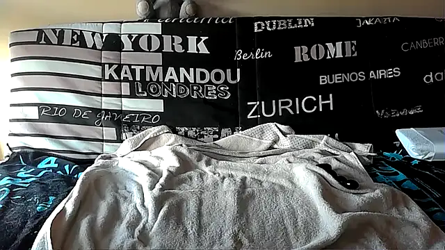 Gamerinleather online show from 06-02-26, 04:09