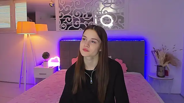 LuisaClover online show from 01-07-26, 01:13