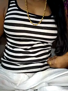 Snapshot of Ezabelljohn chatting on 04-02-26, 06:11 Ezabelljohn online show from 04-02-26, 06:11