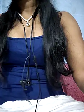 Snapshot of Ezabelljohn chatting on 04-02-26, 06:27 Ezabelljohn online show from 04-02-26, 06:27