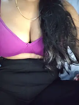 Ezabelljohn online show from 05-15-26, 11:34
