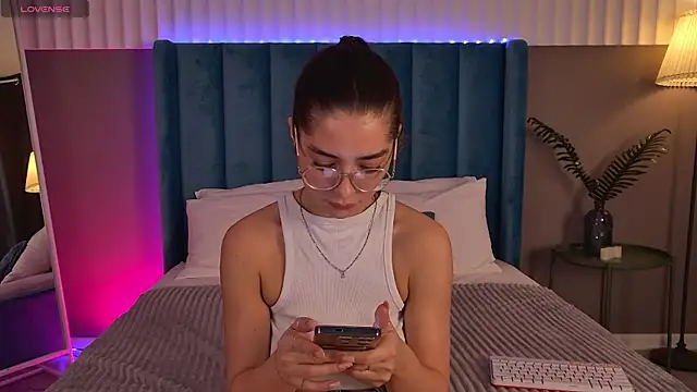 EricaKors online show from 04-07-26, 07:31