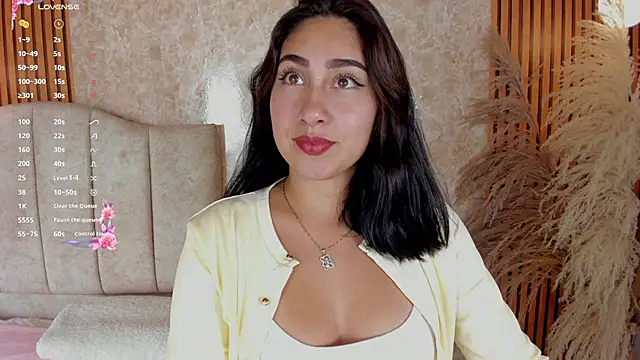 Snapshot of Maily_camerun chatting on 02-06-26, 04:43 Maily camerun online show from 02-06-26, 04:43