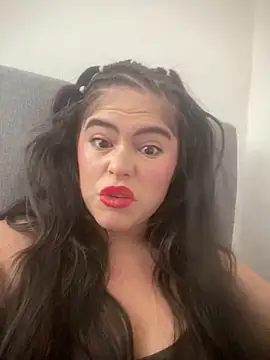 alahia66 online show from 12-19-25, 01:18