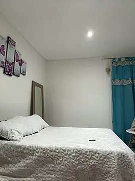 Snapshot of Rheetnena1 chatting on 03-13-26, 11:11 Rheetnena1 online show from 03-13-26, 11:11