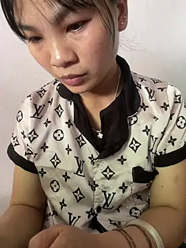 Minaeruei online show from 05-17-26, 04:10