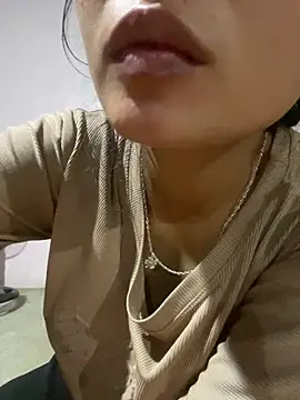 Minaeruei online show from 08-08-26, 01:46