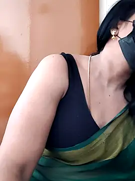 Snapshot of tamilammu1431 chatting on 06-28-26, 05:02 tamilammu1431 online show from 06-28-26, 05:02