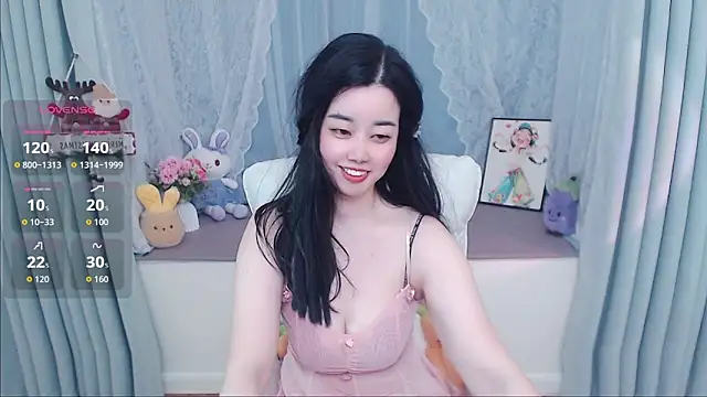 Snapshot of Xiaodie-baby chatting on 05-15-26, 02:35 Xiaodie-baby online show from 05-15-26, 02:35