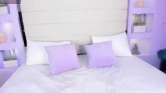 Snapshot of AmyColman_ chatting on 02-05-26, 12:10 AmyColman online show from 02-05-26, 12:10