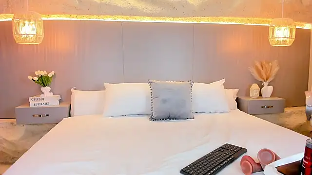 Snapshot of AmyColman_ chatting on 03-17-26, 12:08 AmyColman online show from 03-17-26, 12:08