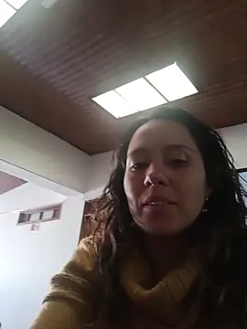 LunaaMorena online show from 12-17-25, 02:23