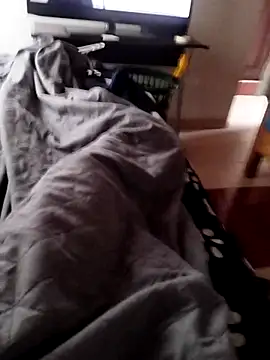 Snapshot of Andres__00 chatting on 03-27-26, 12:16 Andres 00 online show from 03-27-26, 12:16