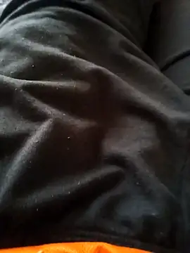 Snapshot of Andres__00 chatting on 03-31-26, 07:03 Andres 00 online show from 03-31-26, 07:03