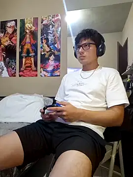 Ais B10 online show from 10-27-25, 05:33