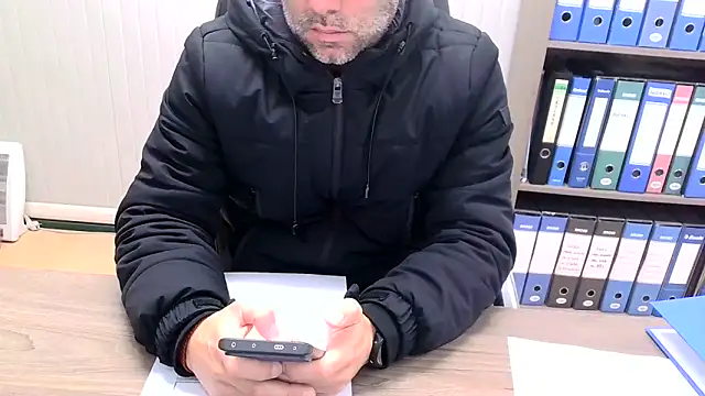 Snapshot of Evasionee chatting on 02-03-26, 07:13 Evasionee online show from 02-03-26, 07:13