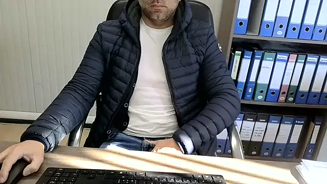 Snapshot of Evasionee chatting on 03-30-26, 07:09 Evasionee online show from 03-30-26, 07:09