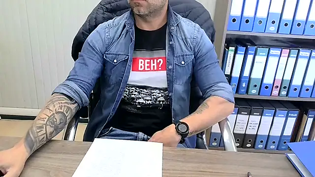 Snapshot of Evasionee chatting on 04-08-26, 07:30 Evasionee online show from 04-08-26, 07:30