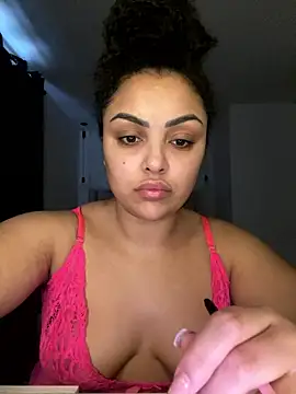 Snapshot of CaramelCarmenxox chatting on 01-09-26, 01:58 CaramelCarmenxox online show from 01-09-26, 01:58
