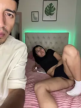 Snapshot of BIJOU_SECRET chatting on 03-18-26, 04:26 BIJOU SECRET online show from 03-18-26, 04:26