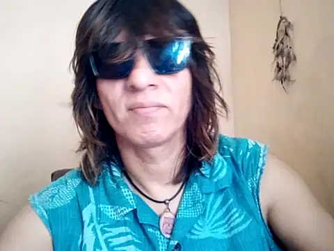 Snapshot of Robbie_78 chatting on 04-06-26, 06:20 Robbie 78 online show from 04-06-26, 06:20