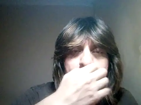 Snapshot of Robbie_78 chatting on 04-23-26, 01:40 Robbie 78 online show from 04-23-26, 01:40
