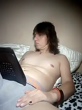 Snapshot of Robbie_78 chatting on 08-02-26, 02:54 Robbie 78 online show from 08-02-26, 02:54