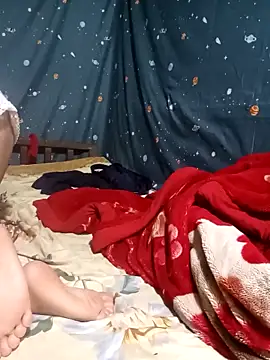 Phoena-a online show from 04-11-26, 07:45