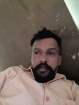Hot-boss15 online show from 05-12-26, 06:32