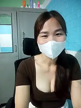 Donatella28 online show from 04-16-26, 11:55