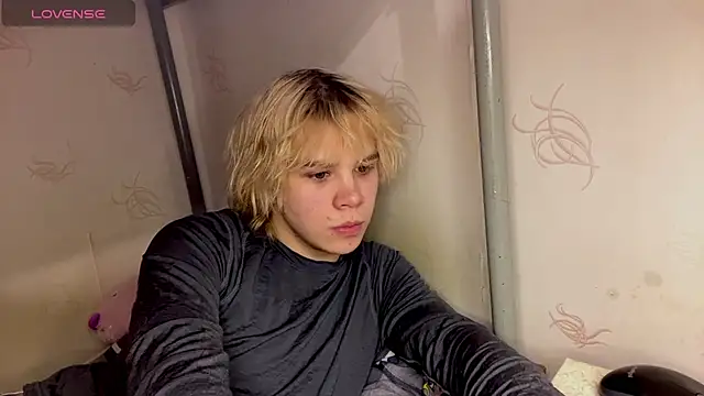 Snapshot of nikolasbucks chatting on 02-18-26, 09:11 nikolasbucks online show from 02-18-26, 09:11