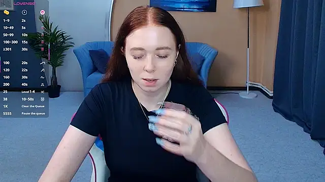Snapshot of AddieOsler chatting on 05-30-26, 07:44 AddieOsler online show from 05-30-26, 07:44