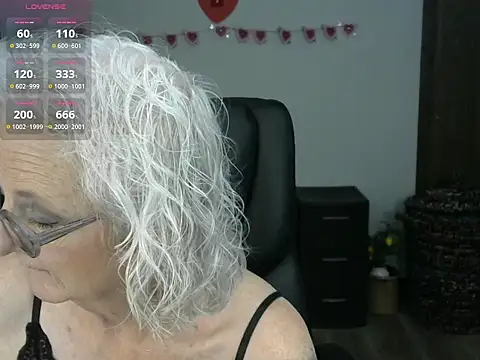 JoleneDelacroix online show from 02-10-26, 02:04