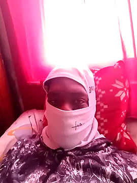 Morenitorico01 online show from 04-20-26, 01:14