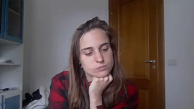 SinnEmily online show from 04-14-26, 07:36