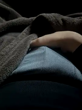 Goldendickinyou online show from 10-29-25, 03:25