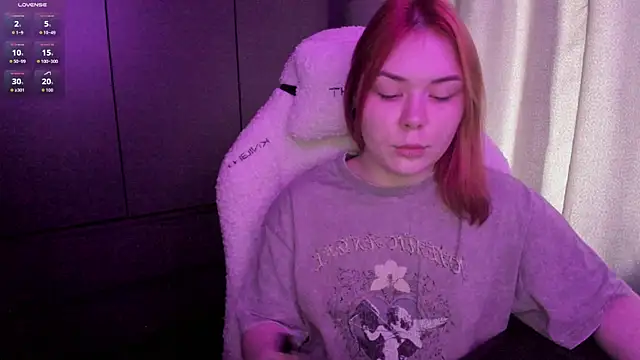 sophia lix online show from 07-17-26, 01:12