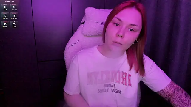 sophia lix online show from 07-19-26, 09:07