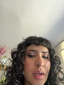 Snapshot of SugarTroubl33 chatting on 06-27-26, 01:39 SugarTroubl33 online show from 06-27-26, 01:39