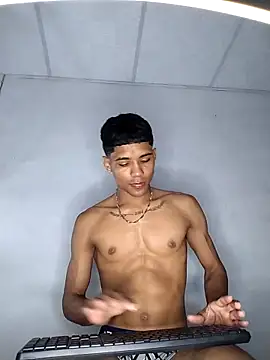 Snapshot of Alex_Sweeting chatting on 10-27-25, 05:33 Alex Sweeting online show from 10-27-25, 05:33